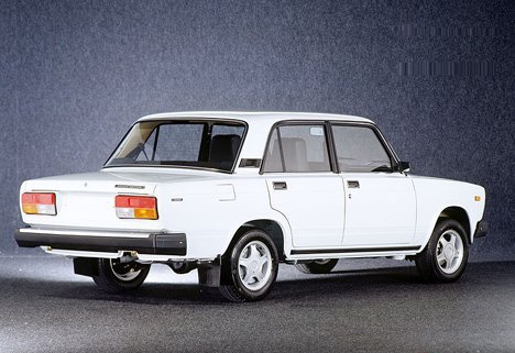 しぃ様 Lada 2107 technical specifications and fuel economy